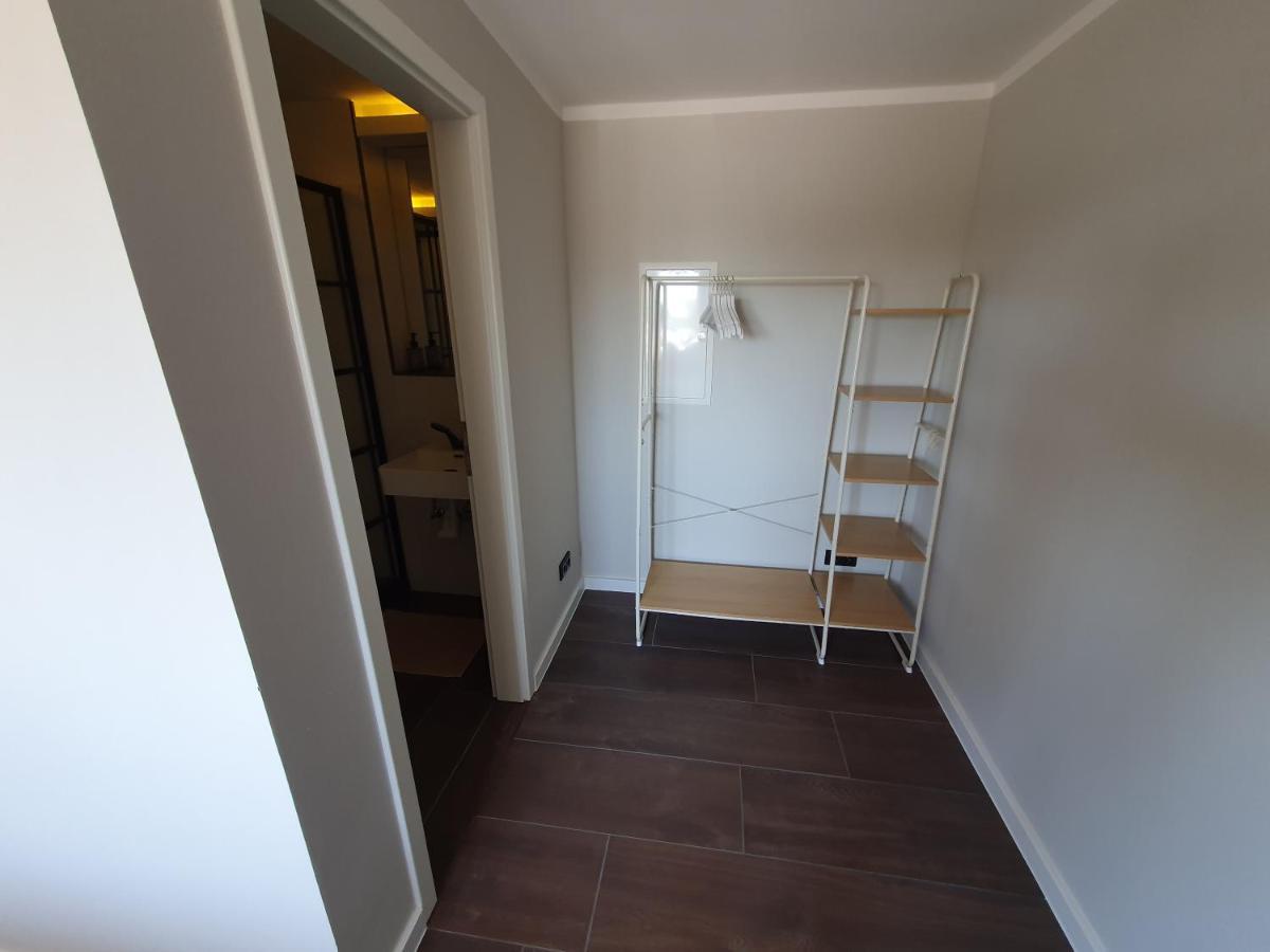 Neumuhler Hof: Stylish Lenia With Free Parking *